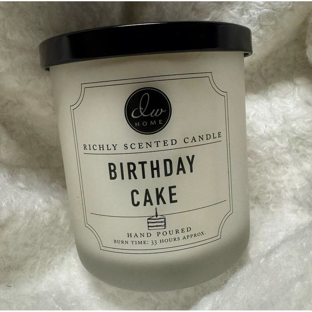 NEW DW Home BIRTHDAY CAKE Scented Candle 9.7oz 1 Wick 33Hr Burn 275g